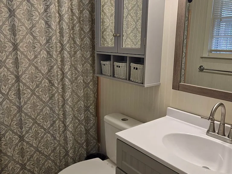 613 Westbury Dr — Photo 13