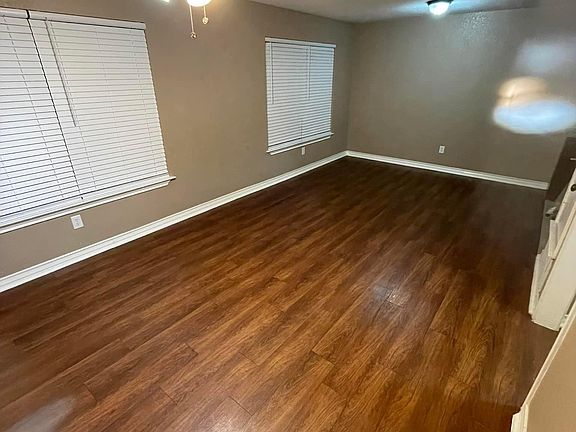 2nd image of 119 Circle Ct #127