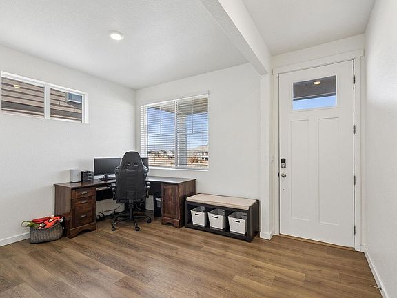 2nd image of 931 Canal West Dr