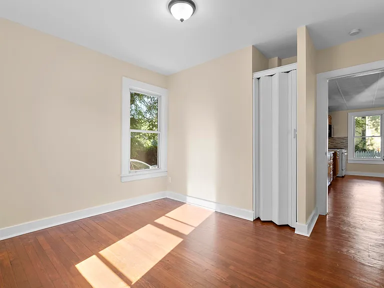 15 Garden St #1 — Photo 10