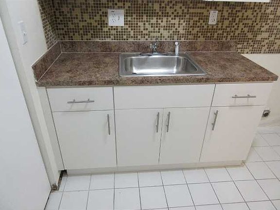 4th image of 444 NE 206th Ln APT 101