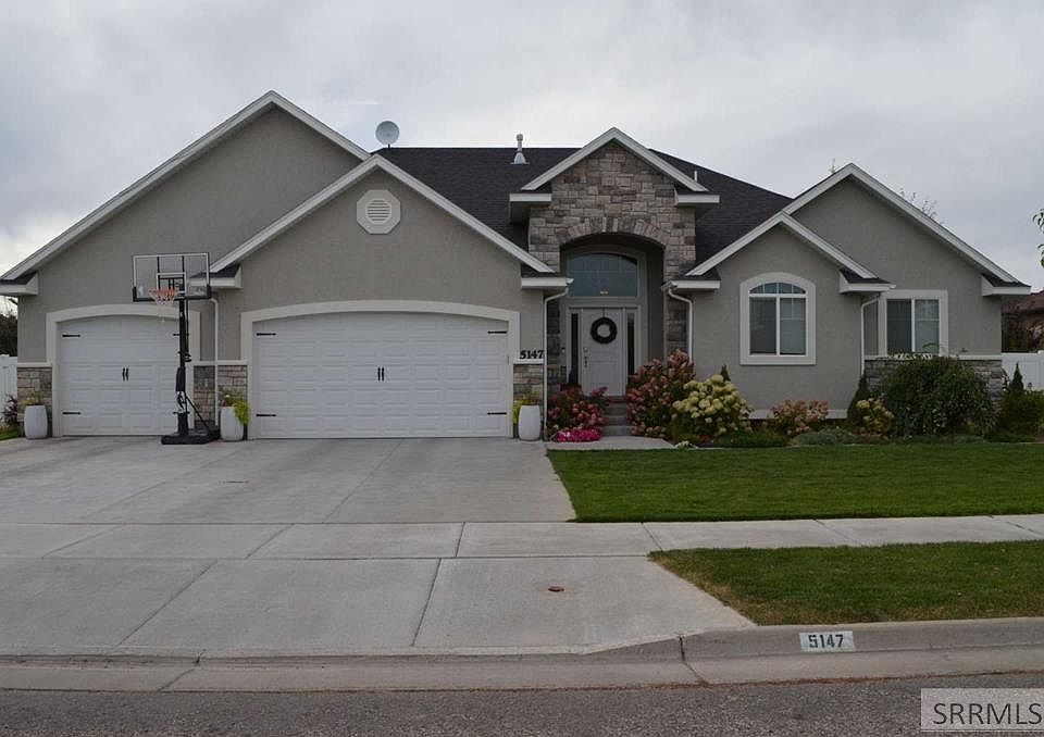 1st image of 5147 Eaglewood Dr