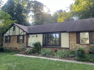 4 Bennington Ct, Greensboro, NC 27410