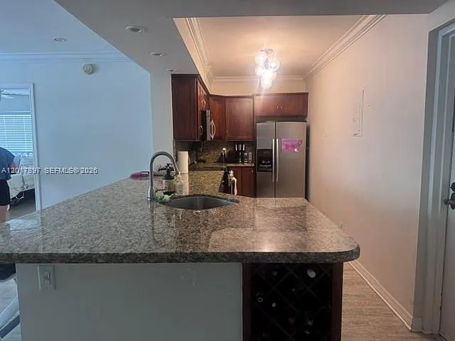 615 NE 12th Ave #109 — Photo 4