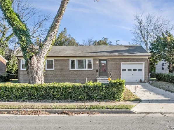 17 Corey Cir, Hampton, VA 23663