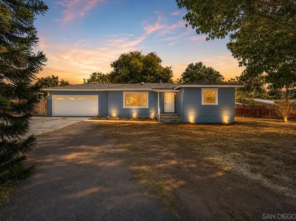 1223 Coventry Rd, Vista, CA 92084