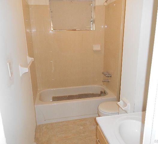 1st image of 11604 109th Ave