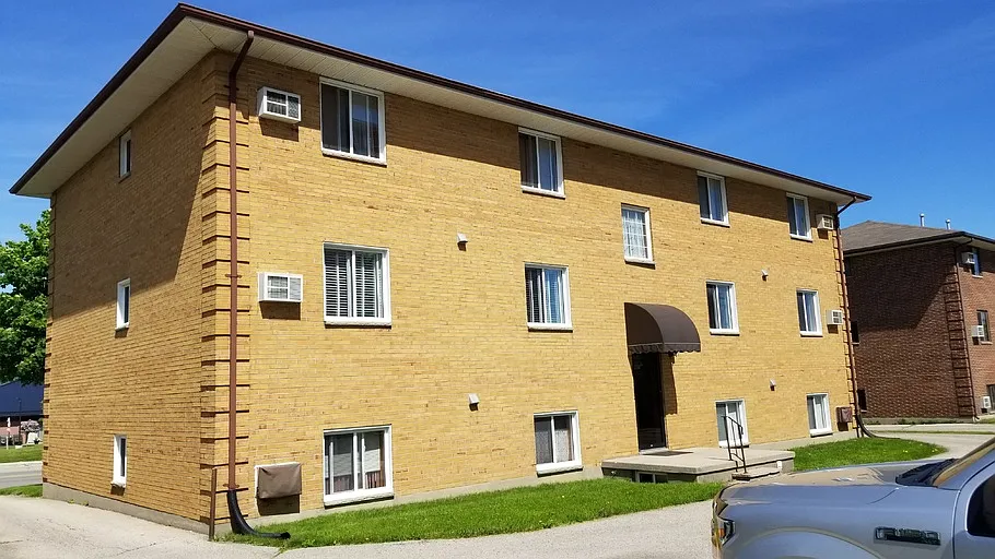 Building Photo - 227 Highview Dr #1A