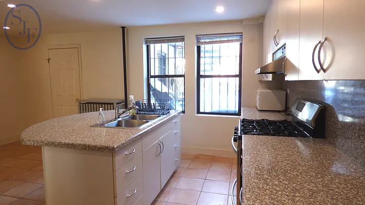 Rented by Suzanne J. Forrester Real Estate Brokerage LLC | media 16