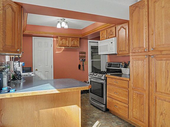 5th image of 10211 Almena Dr