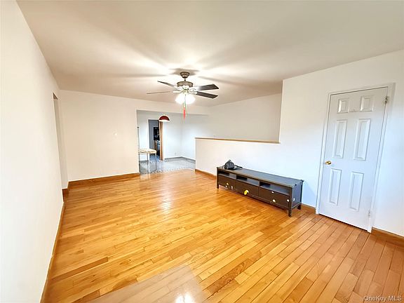 2nd image of 150-19 Jewel Ave #310B