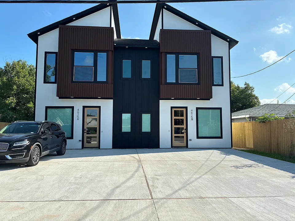 Sunflower St