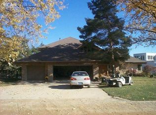 15205 Pinewood Trl, Linden, MI