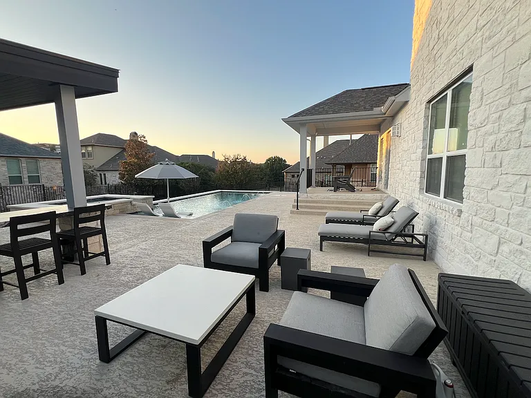 102 Waverly Spire Ct — Photo 8