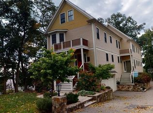 12 Chisholm Ln #12, Roslindale, MA 02131