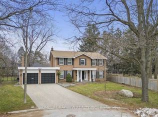 202 Glenada Ct, Richmond Hill, ON L4C 5M7
