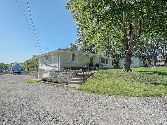 4th image of 2926 N 73rd Pl