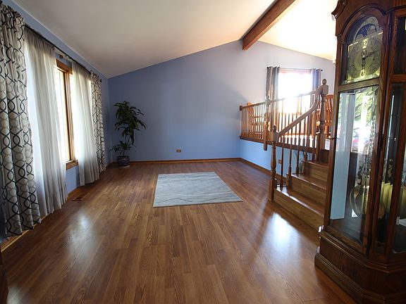5th image of 15761 Torrey Pines Dr