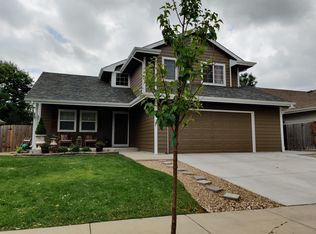 2633 Stonehaven Dr, Fort Collins, CO 80525