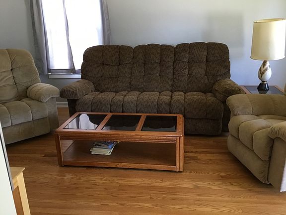 4th image of 8858 S Albany Ave