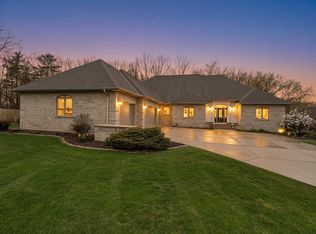 3335 Langdon St, Green Bay, WI 54311