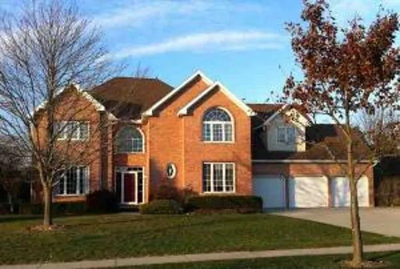3210 Wisteria Ln photo 1