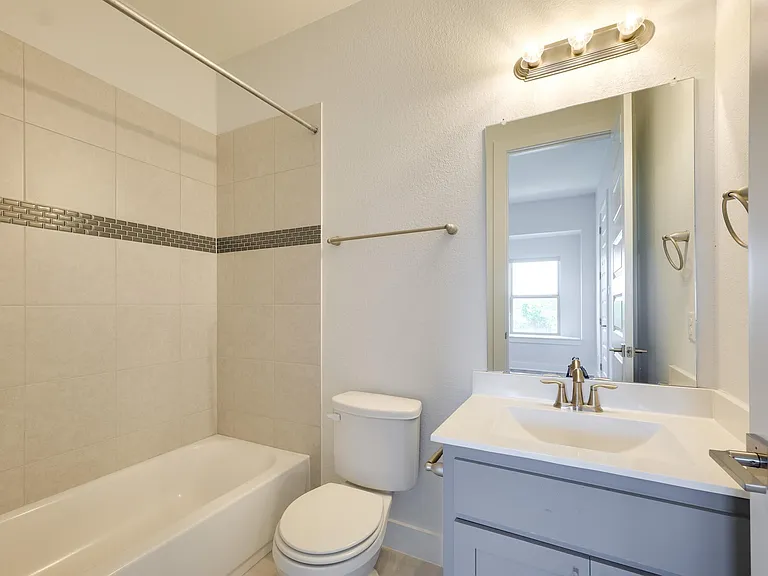 523 Baldovino Skyway — Photo 31