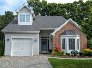 122 Driftwood Dr, Bayville, NJ 08721