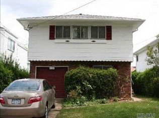 3493 Margie St, Oceanside, NY 11572
