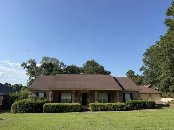 3604 Oak Ridge Ln, Dothan, AL 36303