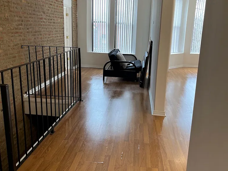 2200 W Monroe St #3 — Photo 8