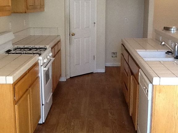 4th image of 1409 Donati Cir