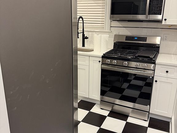 5th image of 2526 W Main St #1