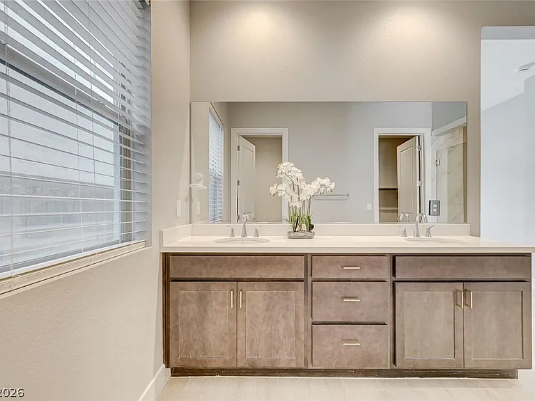 131 Robledo St — Photo 33