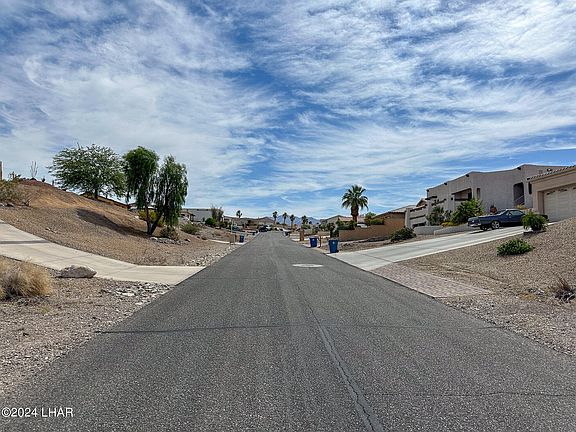 2nd image of 2524 Fannin Dr