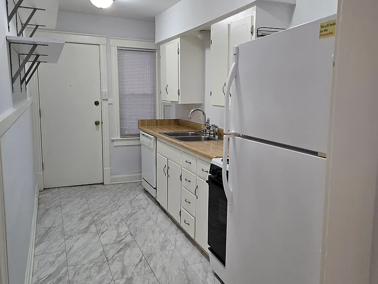 5103 Wyandotte St #1N — Photo 5