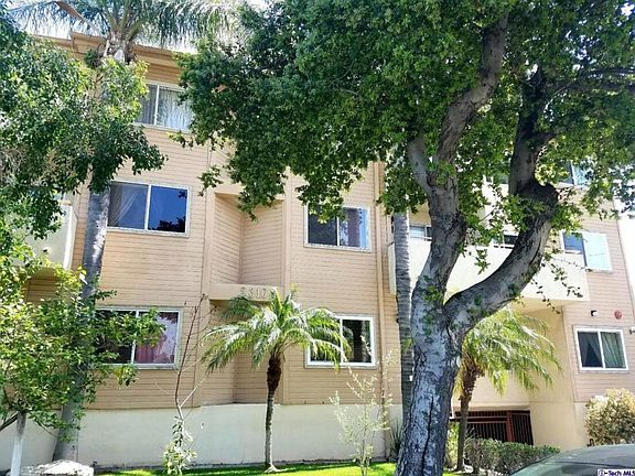 3rd image of 2310 N Fairview St APT 203