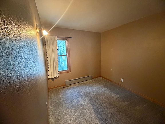5th image of 113 W 6th St