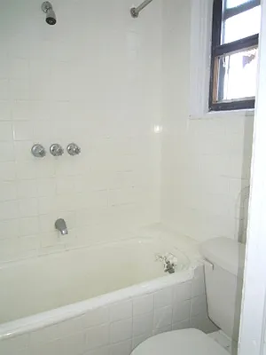 Rented by Metropolitan Equities | media 9