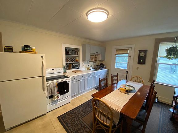 Kitchen (Will have new floor installed