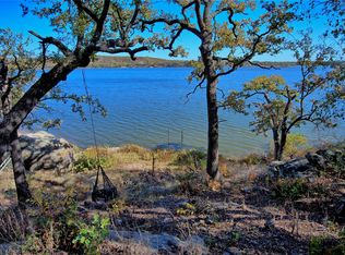 18 Scenic Hill Dr, Bowie, TX 76230