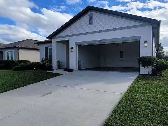 2nd image of 1022 Alabaster Way