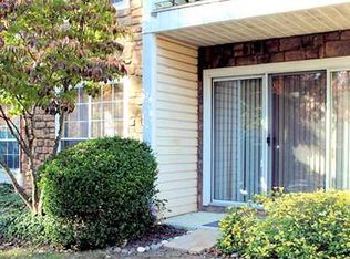 7 Holly Ct, Hamilton, NJ 08619