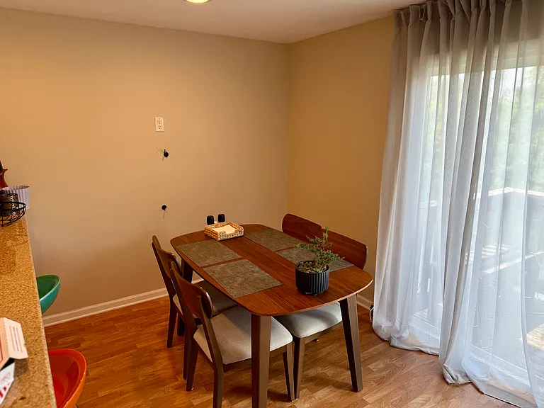 835 Waterview Cir #5 — Photo 16