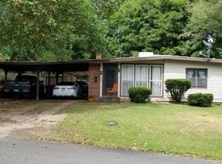 706 N Cherry St, Harrison, AR 72601