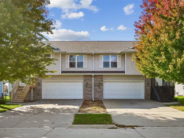 235 N Park Ridge Rd, North Liberty, IA 52317