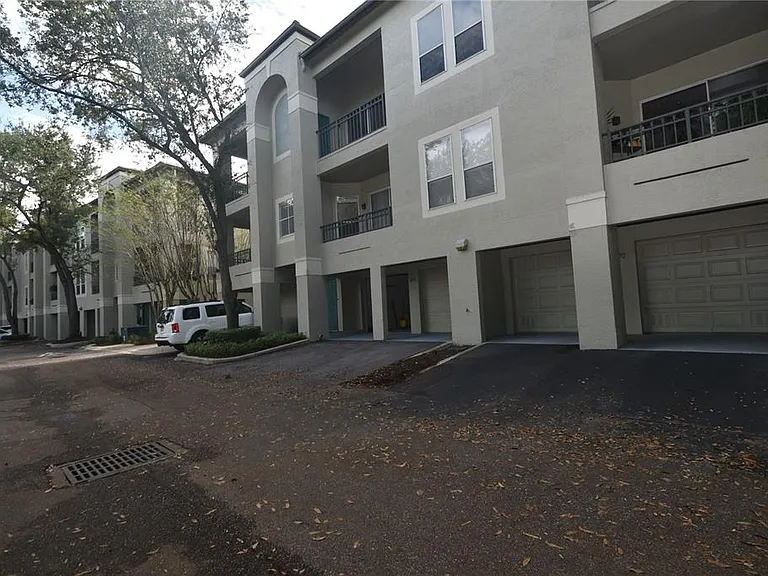 609 Island Place Way #609 — Photo 1