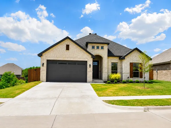 305 Paloma St, Weatherford, TX 76087