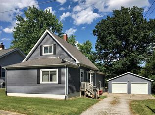 1119 S Oak St, Hillsboro, IL 62049