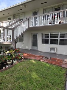 290 Chatham O, West Palm Beach, FL, 33417